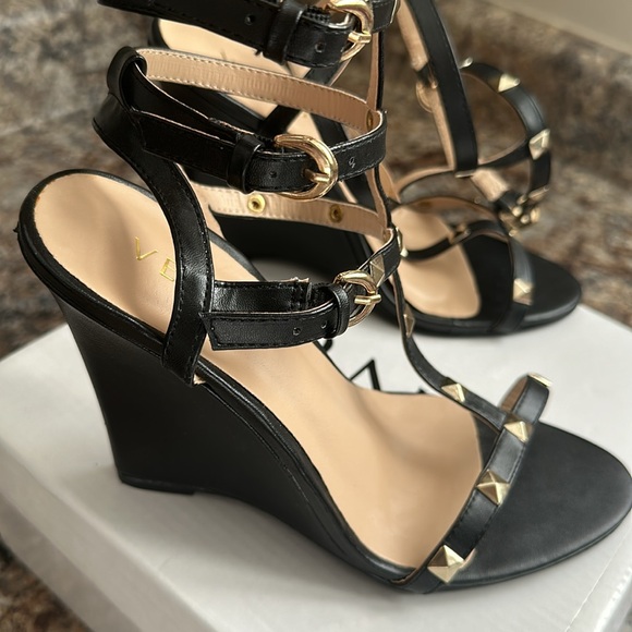 VENUS Gladiator Studded Wedge Heels size 6.5 - Picture 4 of 8